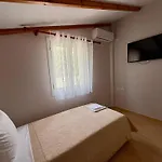 Nefeli * Piqeras